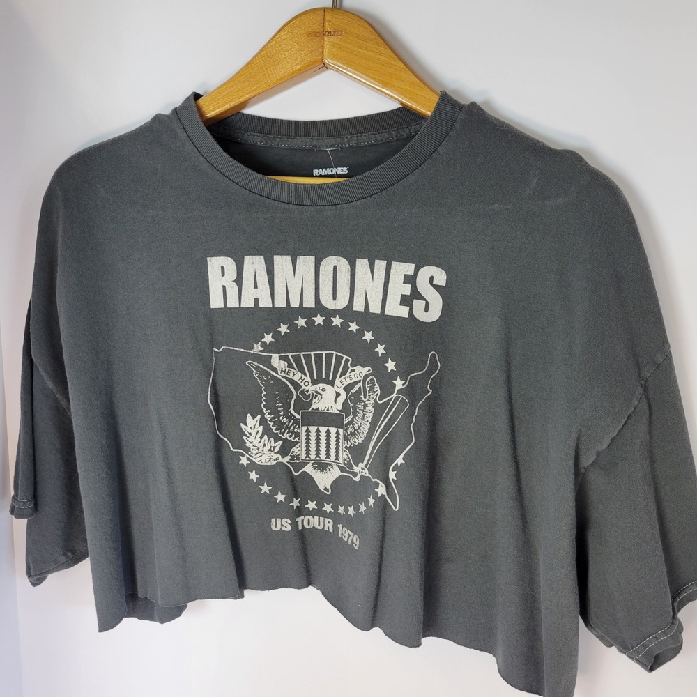 Ramones US Tour 1979 Cropped Graphic T-Shirt Gray Cotton XL NWT